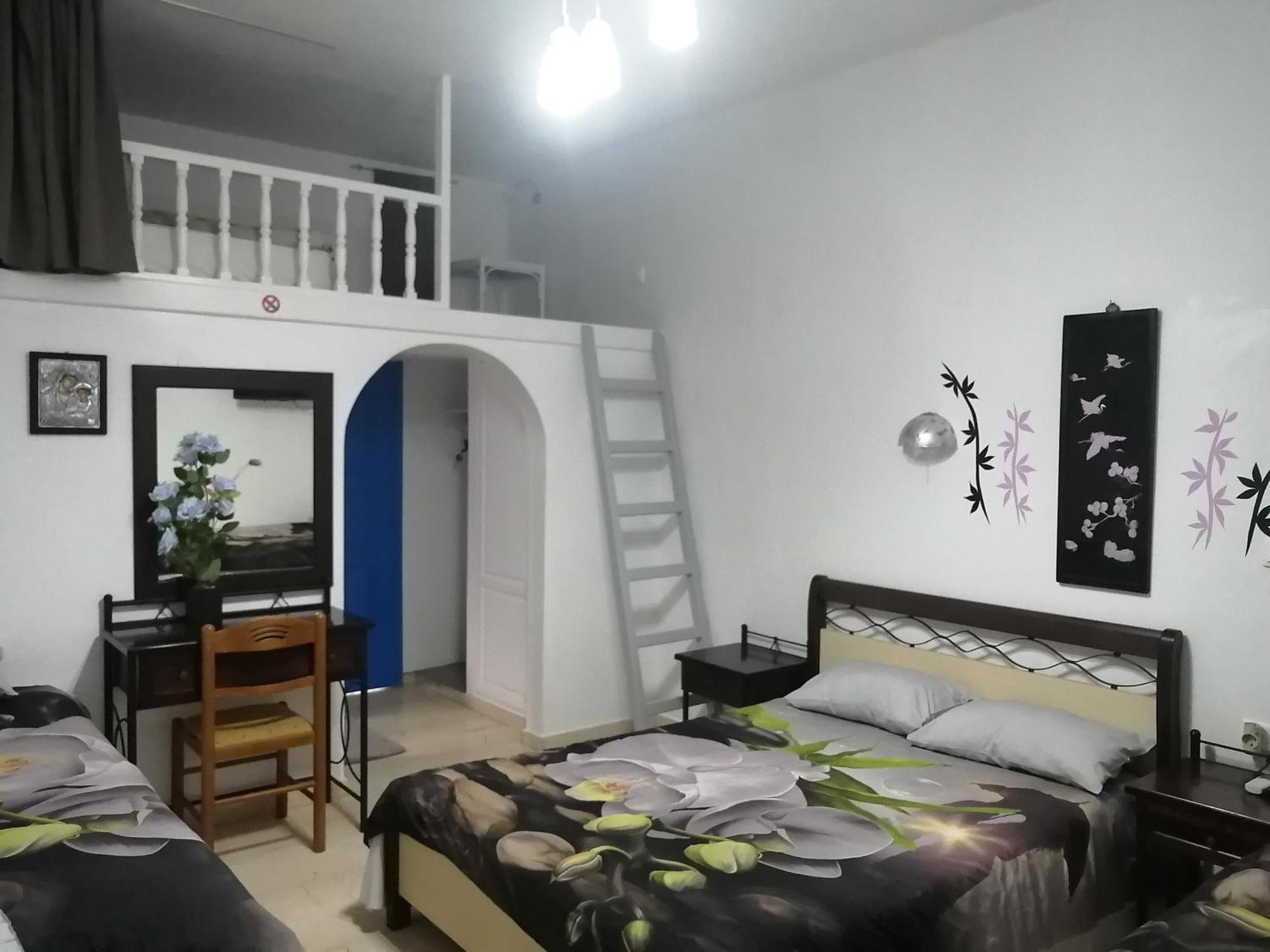 The Best Perissa  Exterior foto